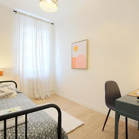 Expat Renting - Le Barcelone - Compans - Parking