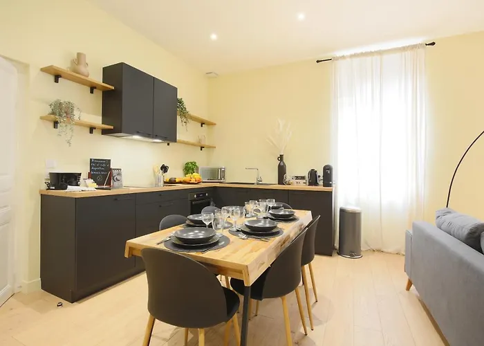 Expat Renting - Le Barcelone - Compans - Parking