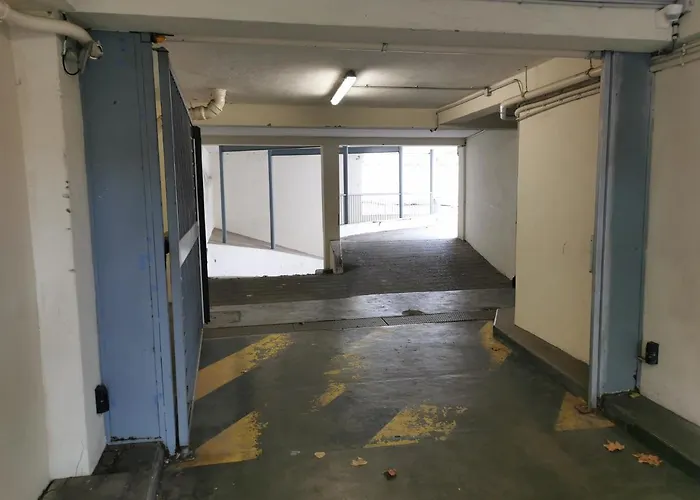 Expat Renting - Le Barcelone - Compans - Parking