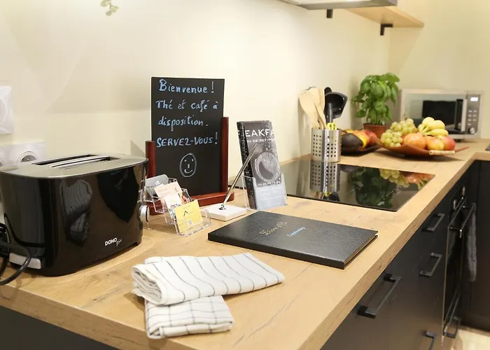 Expat Renting - Le Barcelone - Compans - Parking