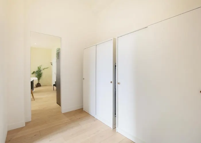 Expat Renting - Le Barcelone - Compans - Parking