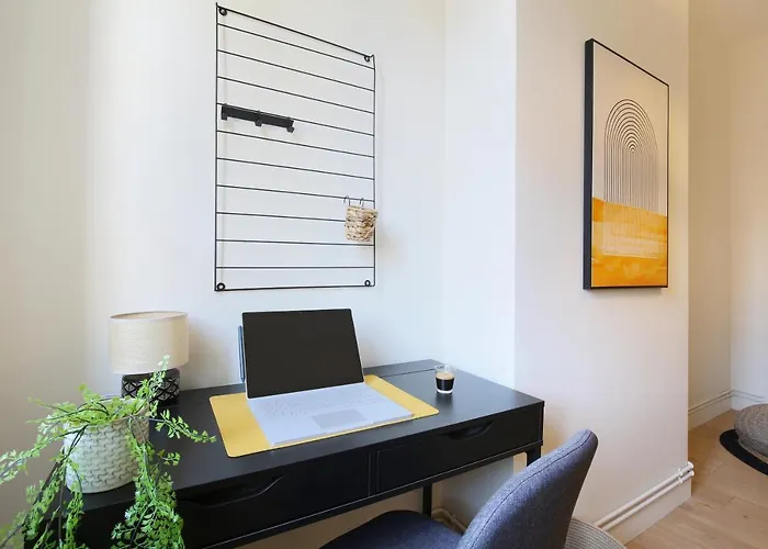 Expat Renting - Le Barcelone - Compans - Parking *