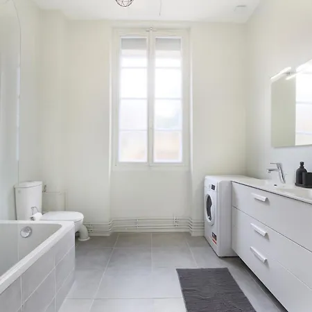 Expat Renting - Le Barcelone - Compans - Parking