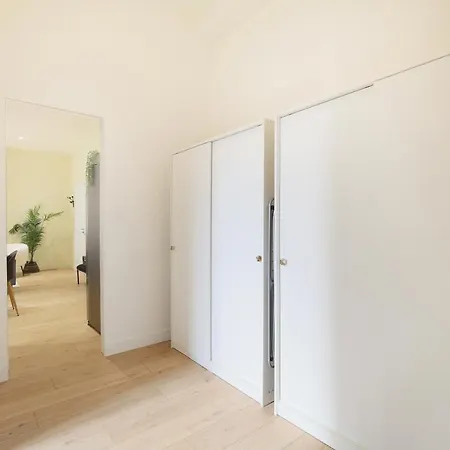 Expat Renting - Le Barcelone - Compans - Parking